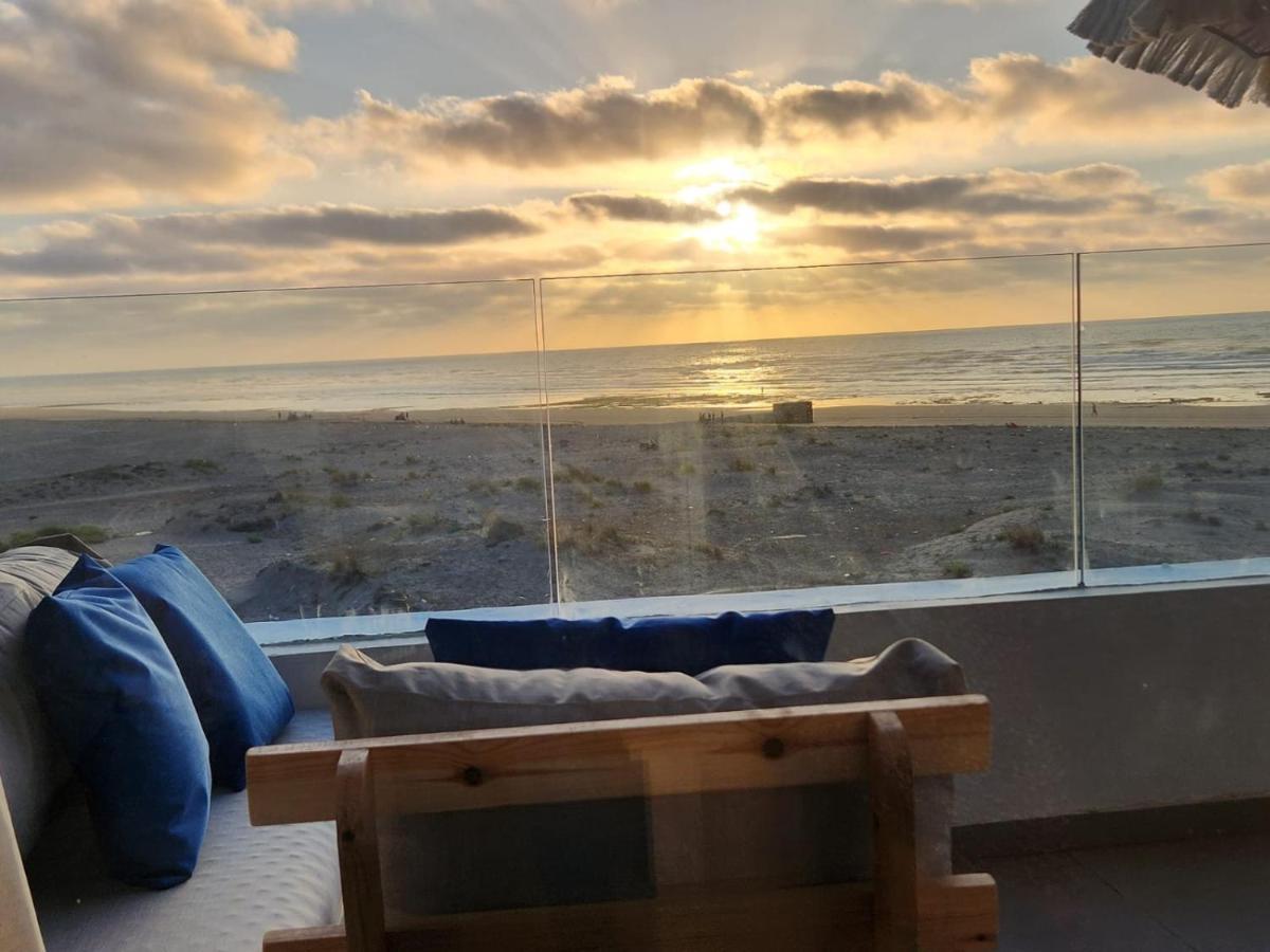 Sidi Rahal Blue View, Beachfront Wide Seaview With Pool Exterior foto